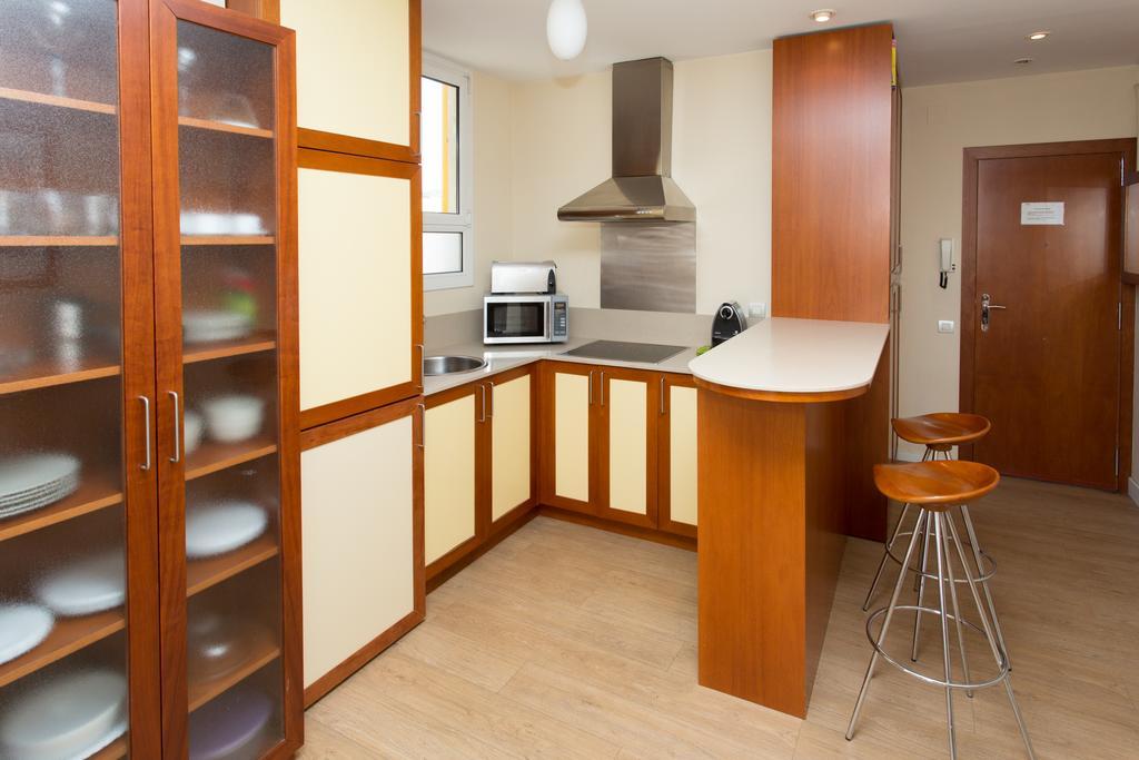 Gaudi Views Apartment Барселона Экстерьер фото