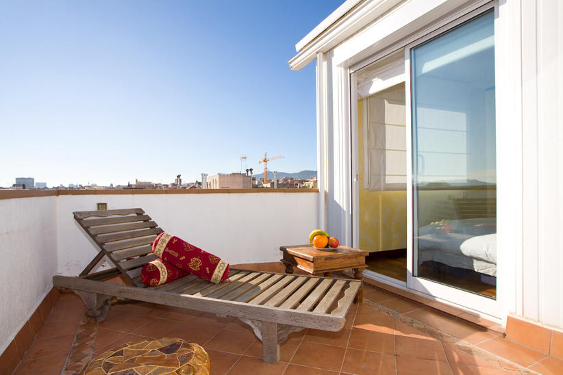 Gaudi Views Apartment Барселона Номер фото